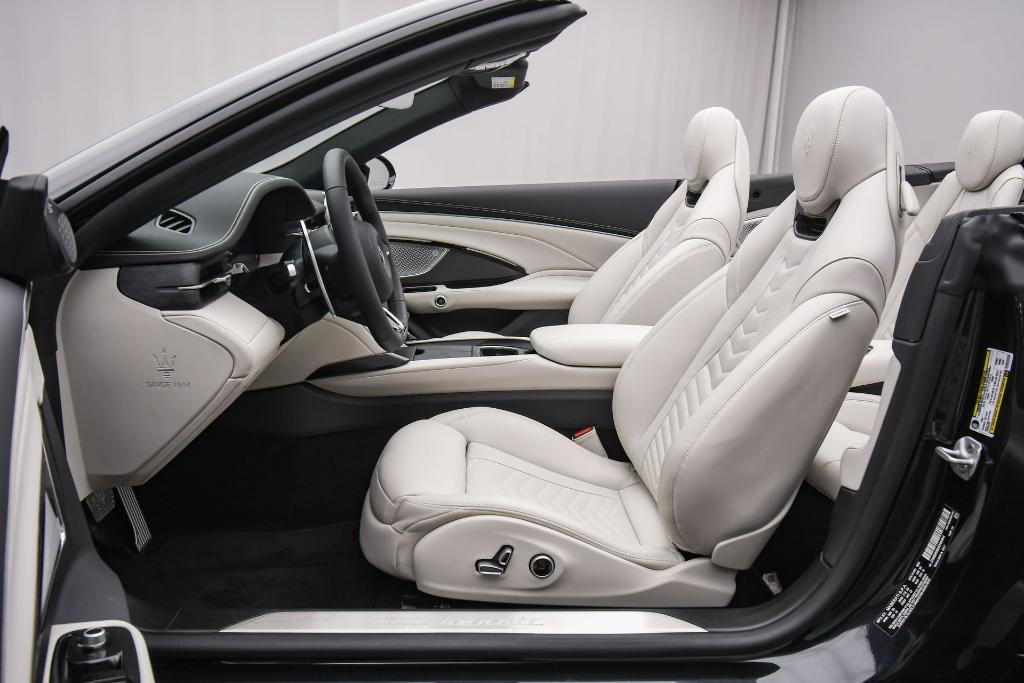 new 2025 Maserati GranCabrio car