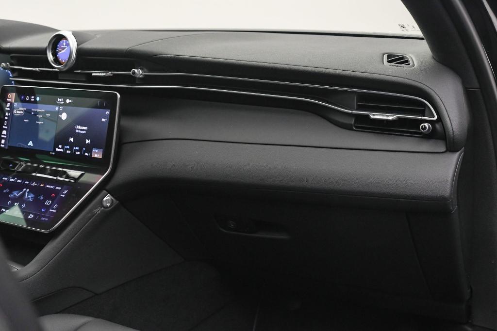 new 2024 Maserati Grecale car, priced at $73,710
