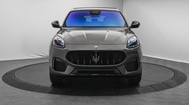 new 2025 Maserati Grecale car, priced at $76,995