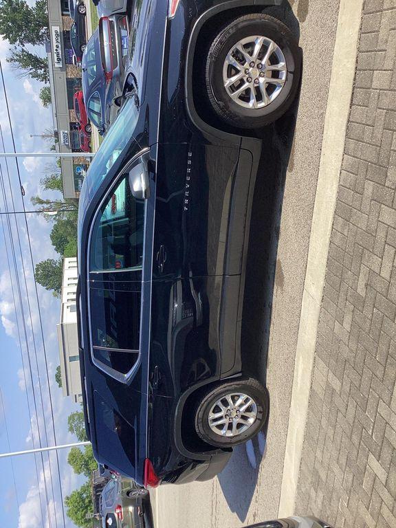 used 2021 Chevrolet Traverse car, priced at $24,999