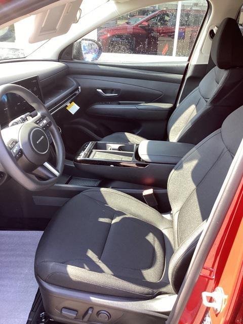 new 2025 Hyundai TUCSON Hybrid car, priced at $34,996
