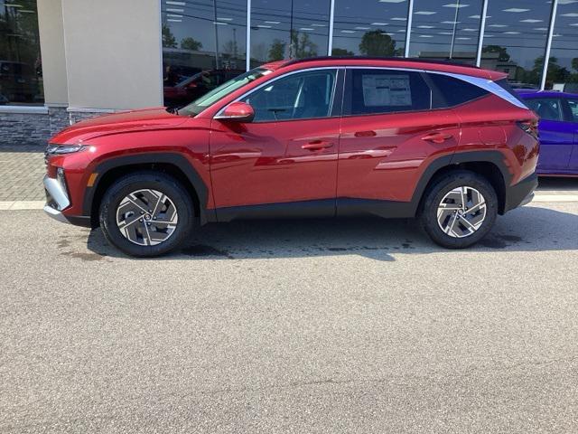 new 2025 Hyundai TUCSON Hybrid car, priced at $34,996