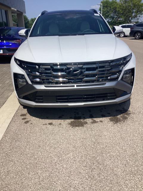 new 2025 Hyundai TUCSON Hybrid car, priced at $42,271