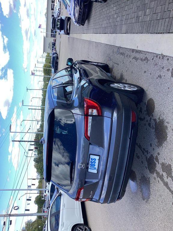 used 2020 Honda Pilot car, priced at $17,990