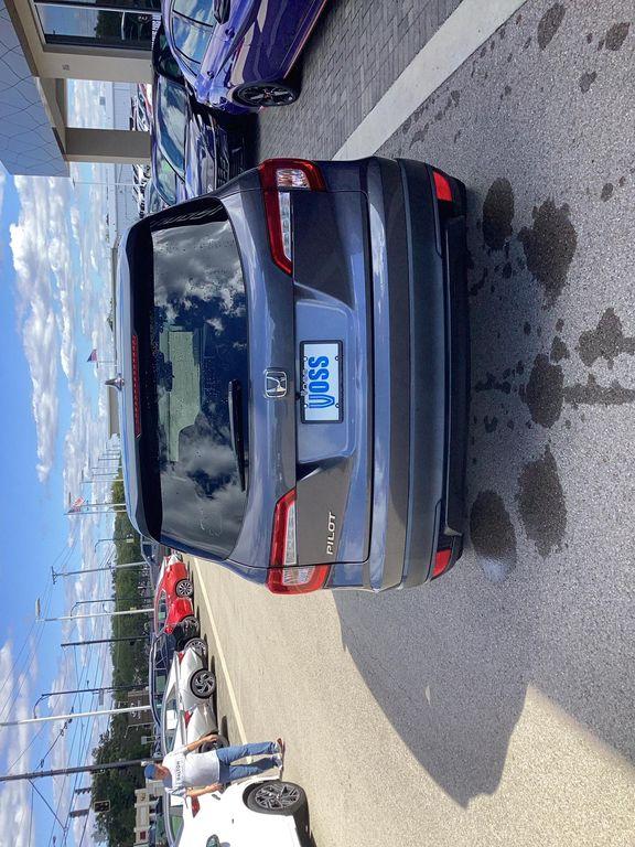 used 2020 Honda Pilot car, priced at $17,990