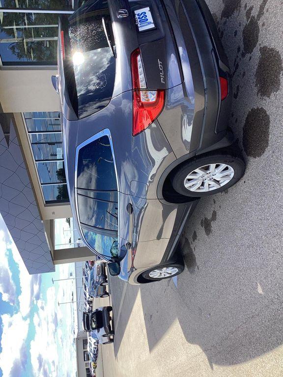 used 2020 Honda Pilot car, priced at $17,990