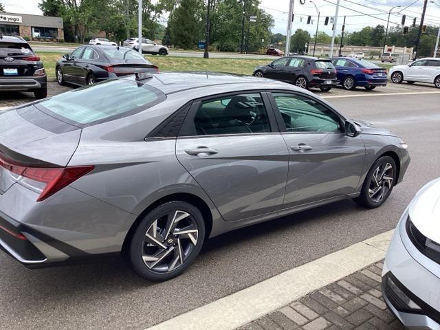 new 2024 Hyundai Elantra car, priced at $26,000