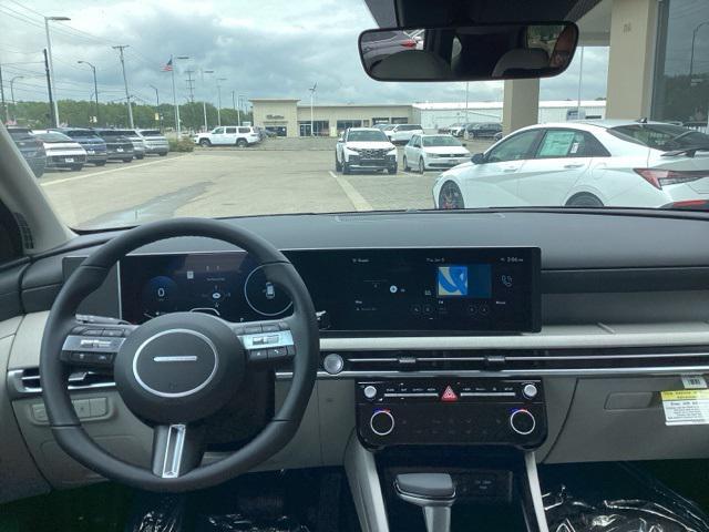 new 2025 Hyundai Tucson car, priced at $33,903