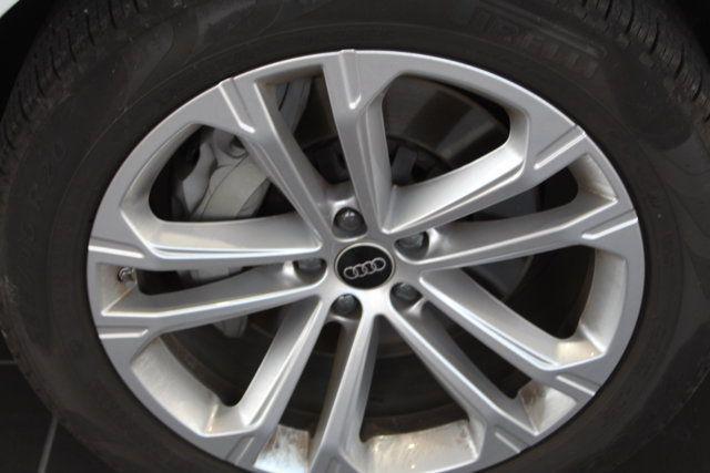 used 2025 Audi Q7 car, priced at $63,990