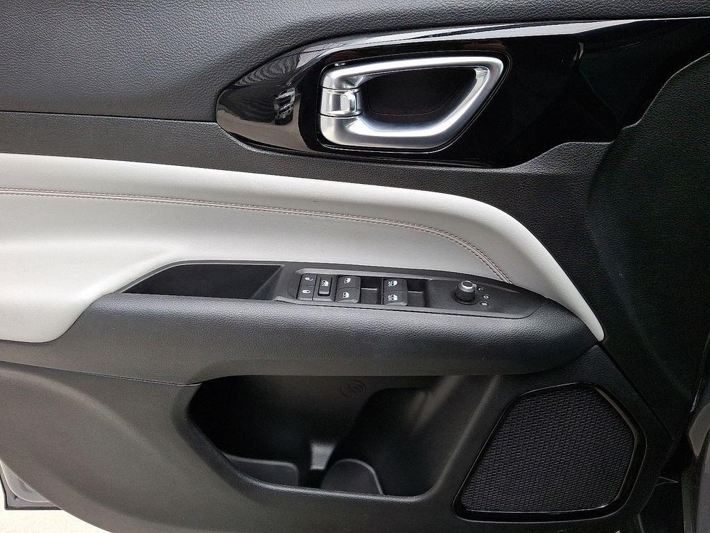 used 2022 Jeep Compass car, priced at $22,797