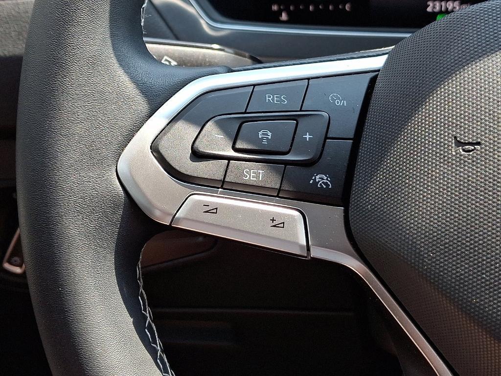 used 2022 Volkswagen Tiguan car, priced at $24,797