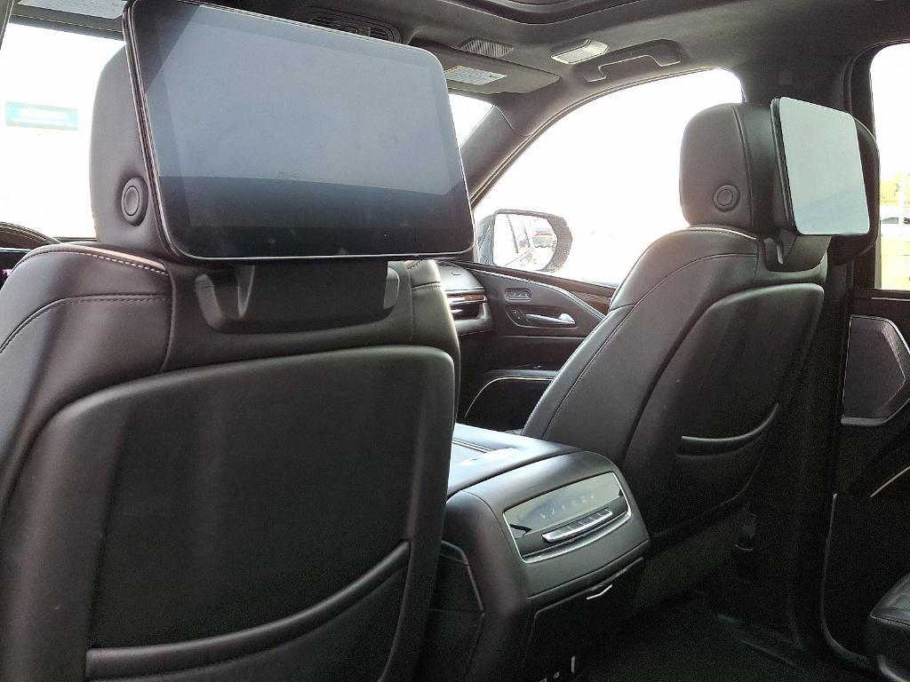 used 2023 Cadillac Escalade ESV car, priced at $74,997
