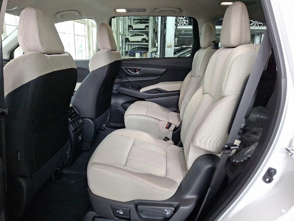 new 2025 Subaru Ascent car, priced at $40,425