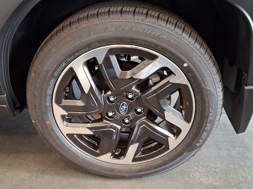 new 2025 Subaru Forester car, priced at $40,203