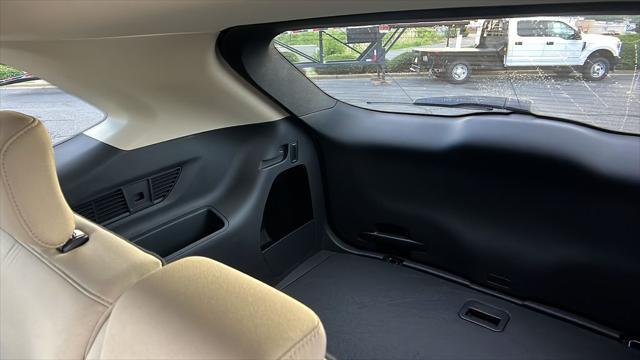 used 2024 Ford Edge car, priced at $29,995