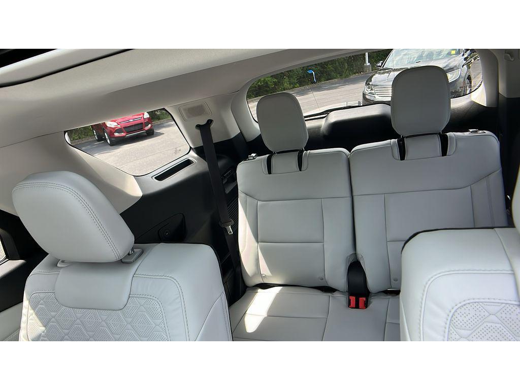 new 2025 Ford Explorer car