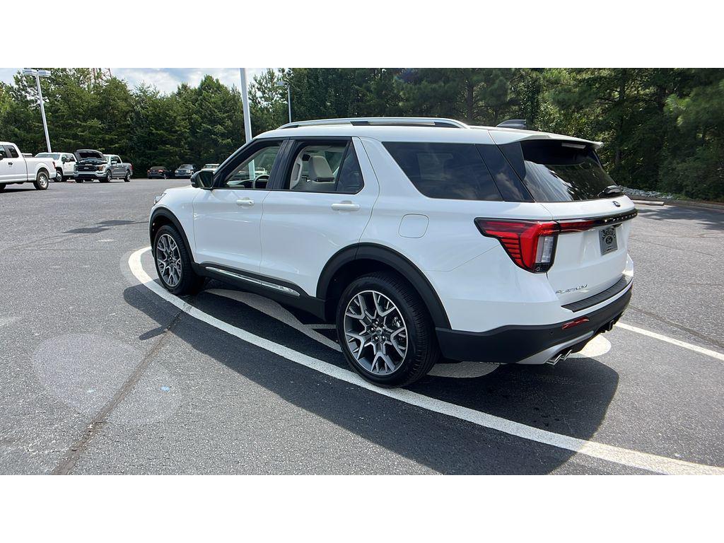new 2025 Ford Explorer car
