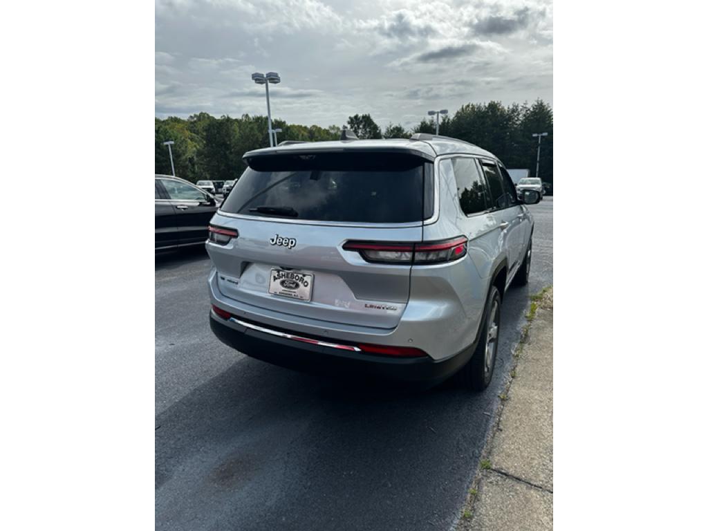 used 2021 Jeep Grand Cherokee L car, priced at $26,994