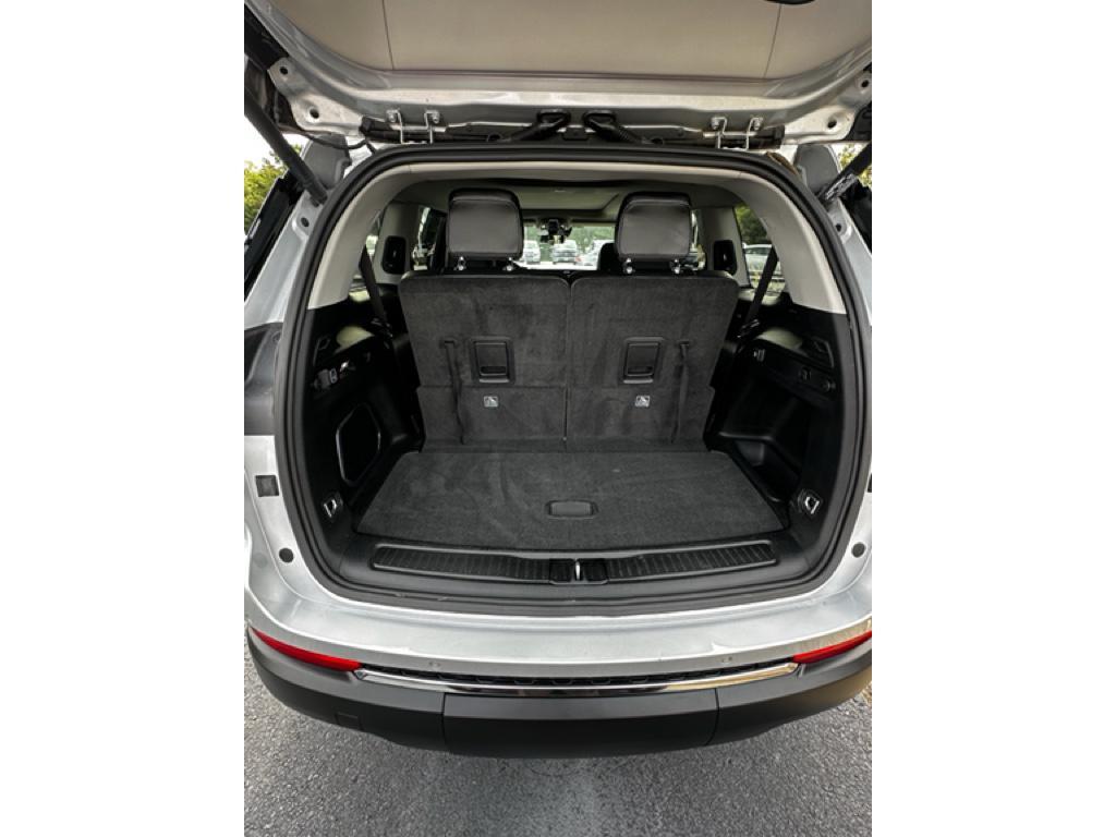 used 2021 Jeep Grand Cherokee L car, priced at $26,994