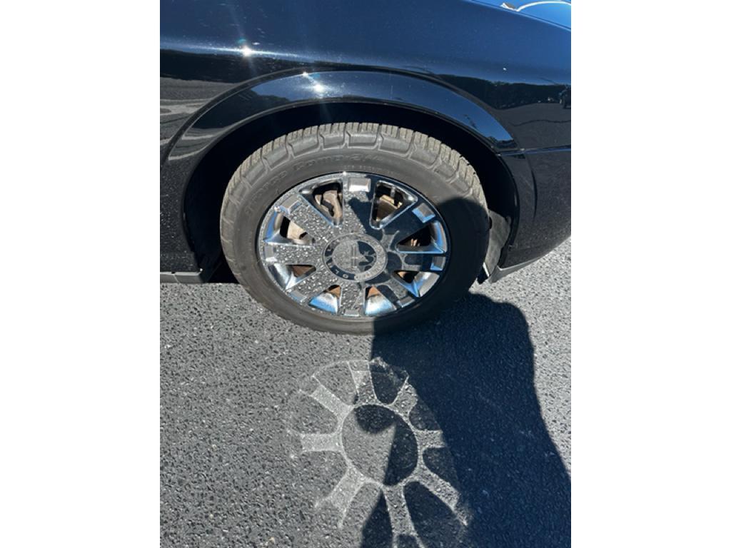 used 2005 Lincoln LS car, priced at $15,900