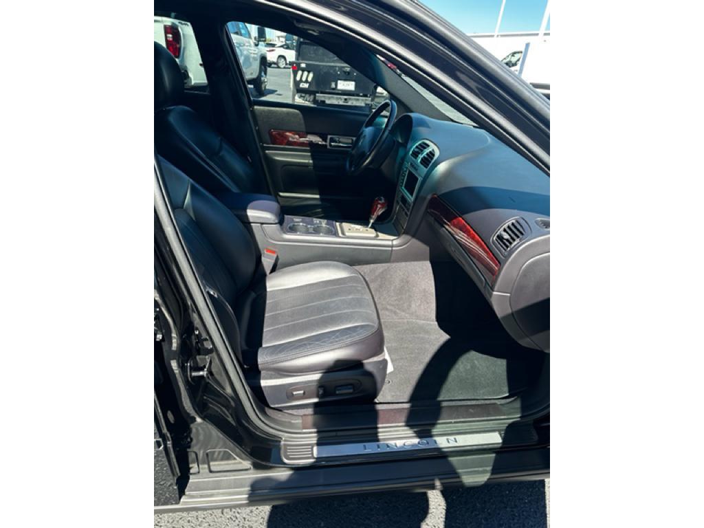 used 2005 Lincoln LS car, priced at $15,900