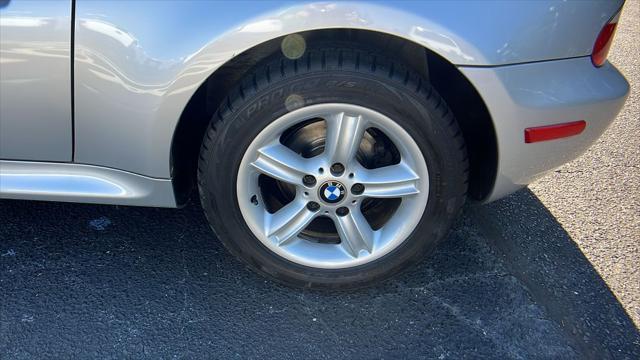 used 2001 BMW Z3 car, priced at $7,147