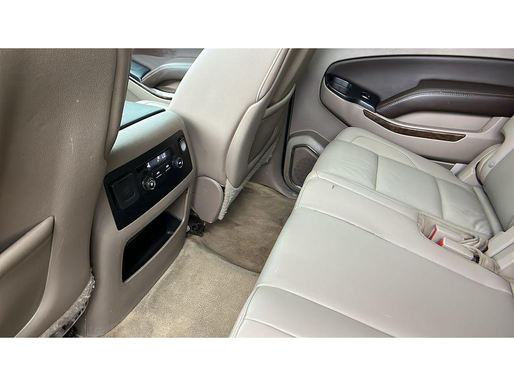 used 2015 Chevrolet Suburban car, priced at $13,500