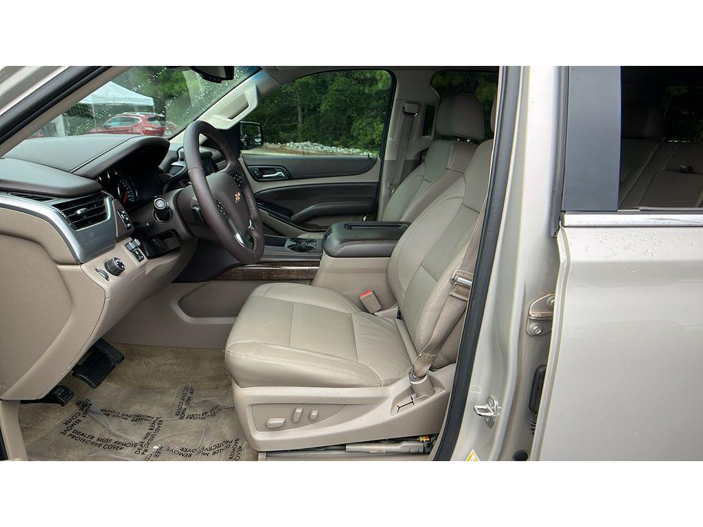 used 2015 Chevrolet Suburban car, priced at $13,500