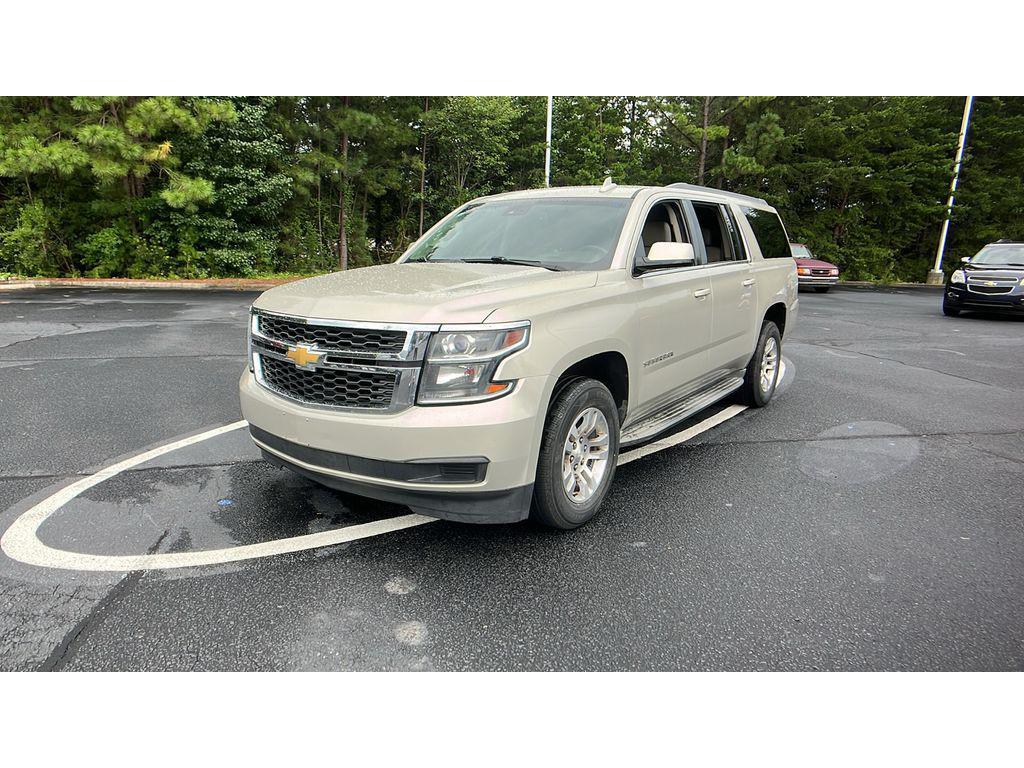 used 2015 Chevrolet Suburban car, priced at $13,500