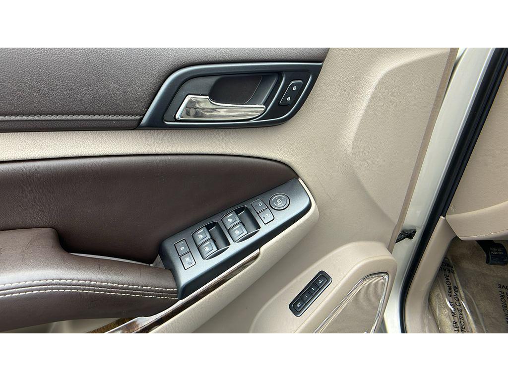 used 2015 Chevrolet Suburban car, priced at $13,500