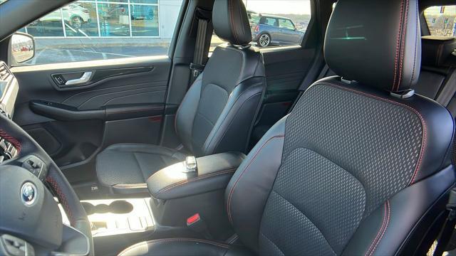 new 2025 Ford Escape car, priced at $32,130