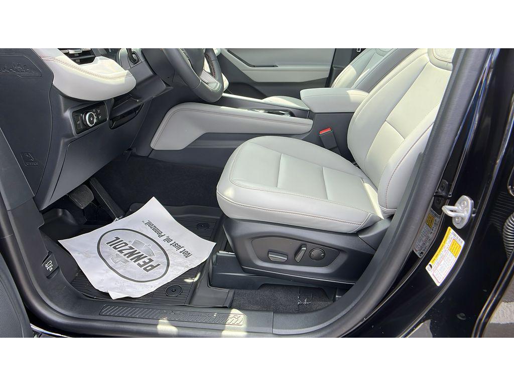 new 2025 Ford Explorer car