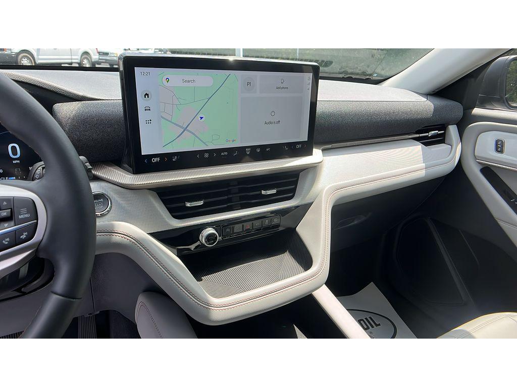 new 2025 Ford Explorer car