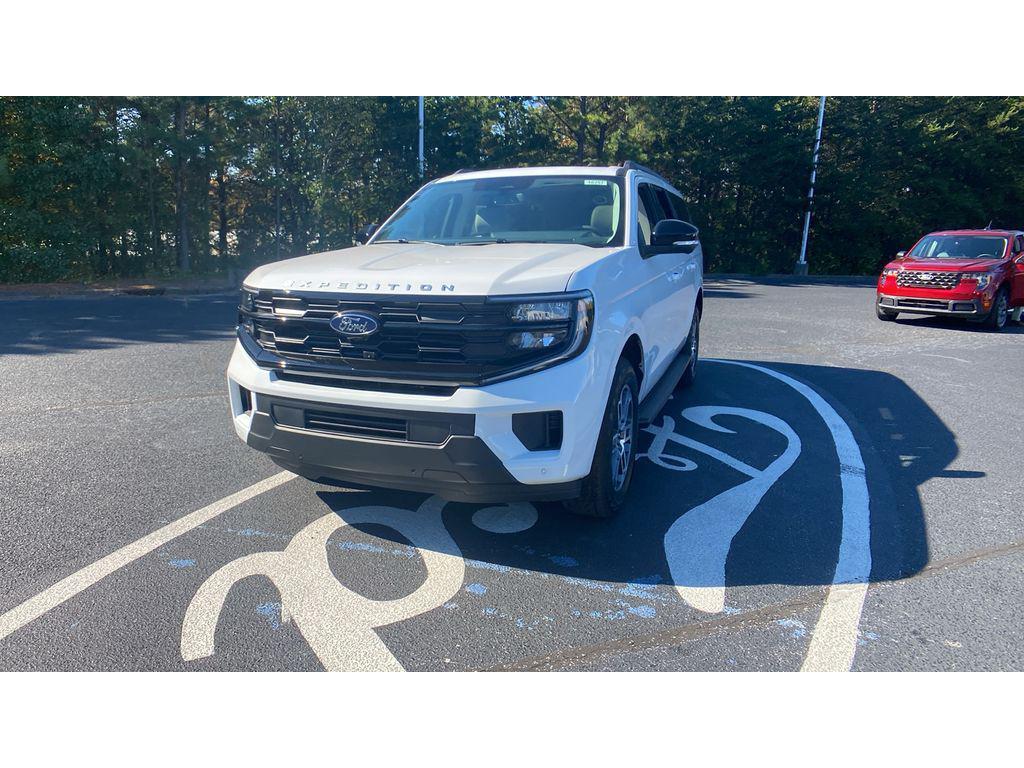 new 2025 Ford Expedition Max car, priced at $74,590