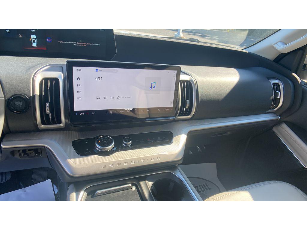 new 2025 Ford Expedition Max car, priced at $74,590