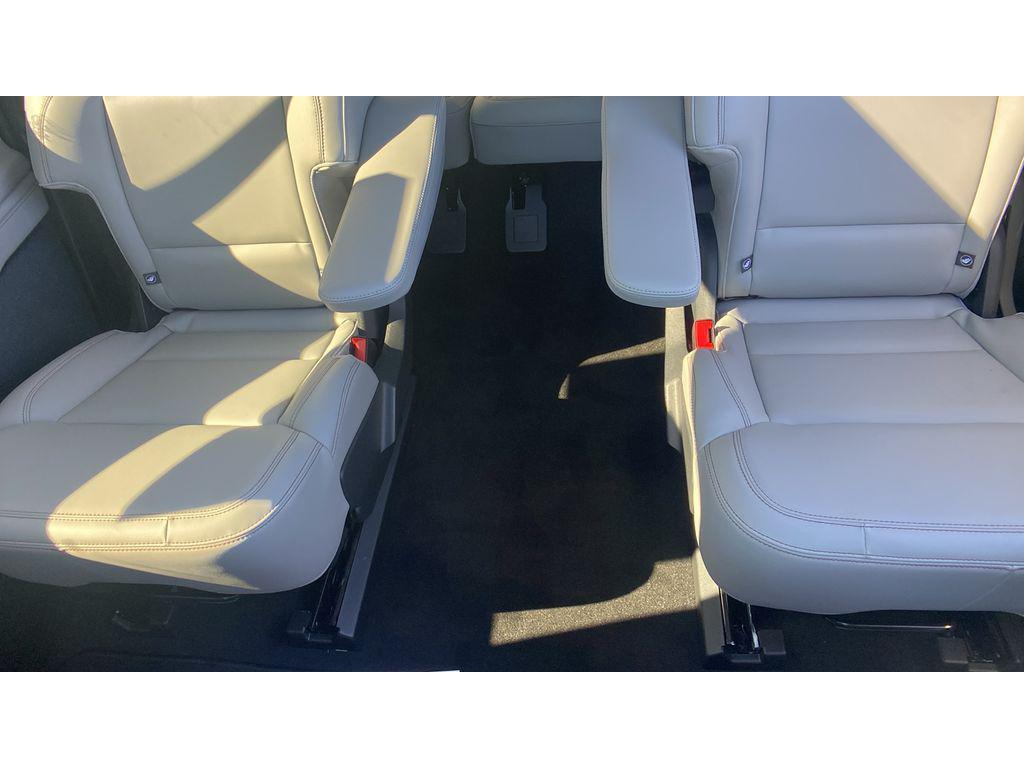 new 2025 Ford Expedition Max car, priced at $74,590