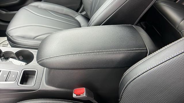 new 2025 Ford Escape car, priced at $41,515