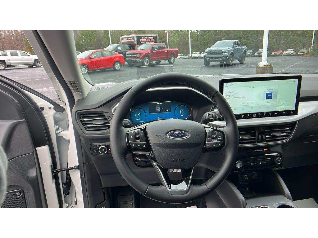new 2025 Ford Escape car, priced at $39,899
