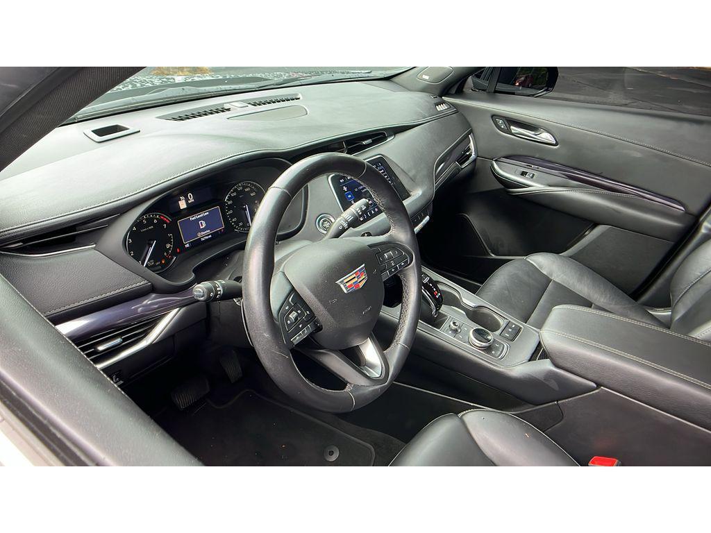 used 2022 Cadillac XT4 car, priced at $19,991