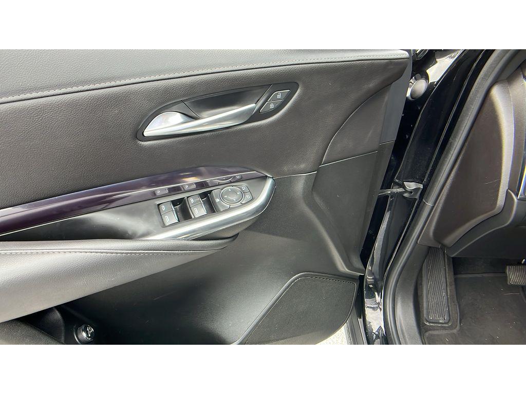 used 2022 Cadillac XT4 car, priced at $19,991