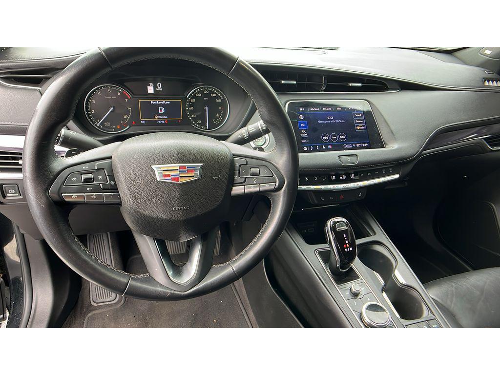 used 2022 Cadillac XT4 car, priced at $19,991
