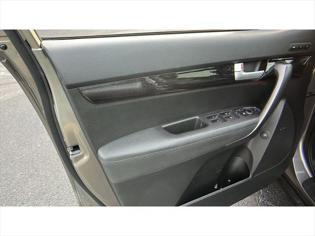 used 2015 Kia Sorento car, priced at $7,183