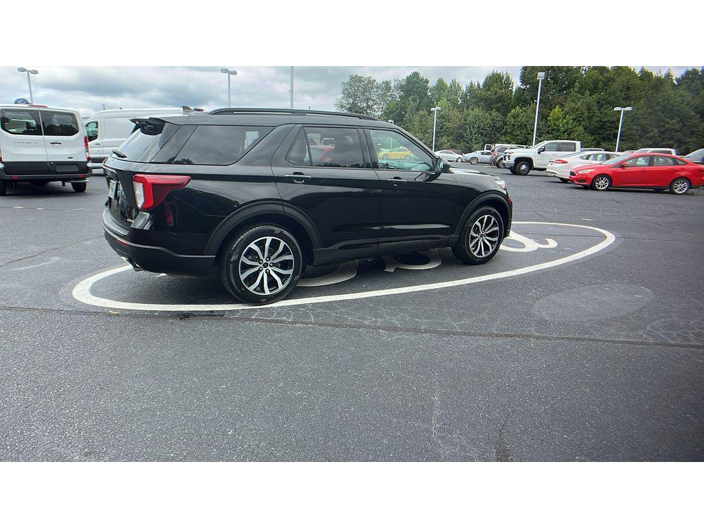used 2022 Ford Explorer car, priced at $31,238