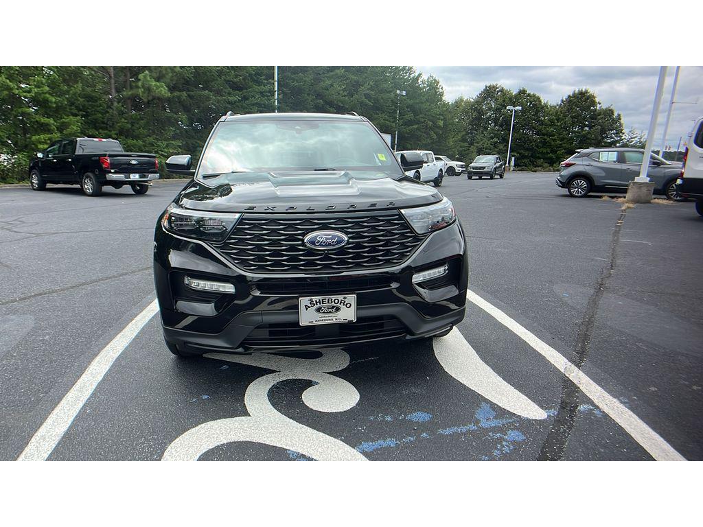 used 2022 Ford Explorer car, priced at $31,238