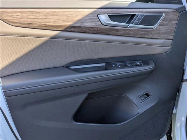 new 2025 Volkswagen Atlas car, priced at $45,500