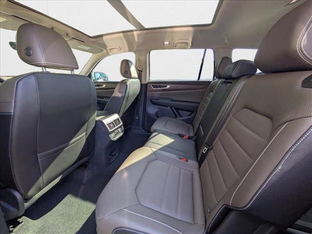 new 2025 Volkswagen Atlas car, priced at $45,500