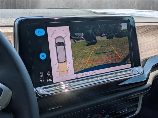 new 2025 Volkswagen Atlas car, priced at $48,500