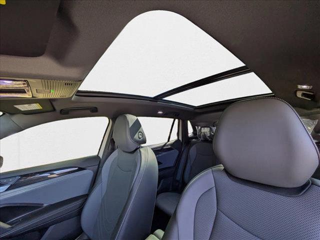 new 2025 Volkswagen Tiguan car, priced at $39,031