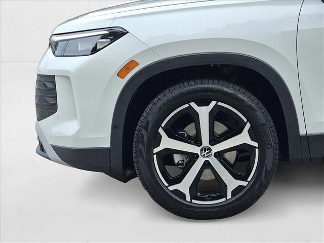 new 2025 Volkswagen Tiguan car, priced at $33,966