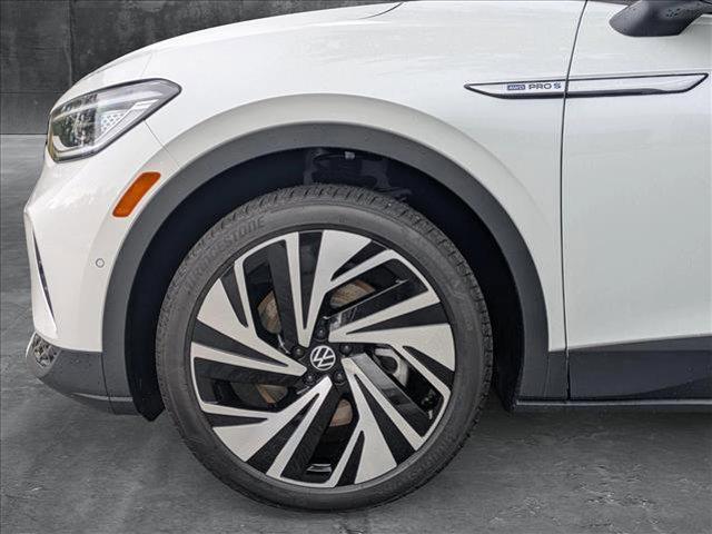 new 2025 Volkswagen ID.4 car, priced at $54,916